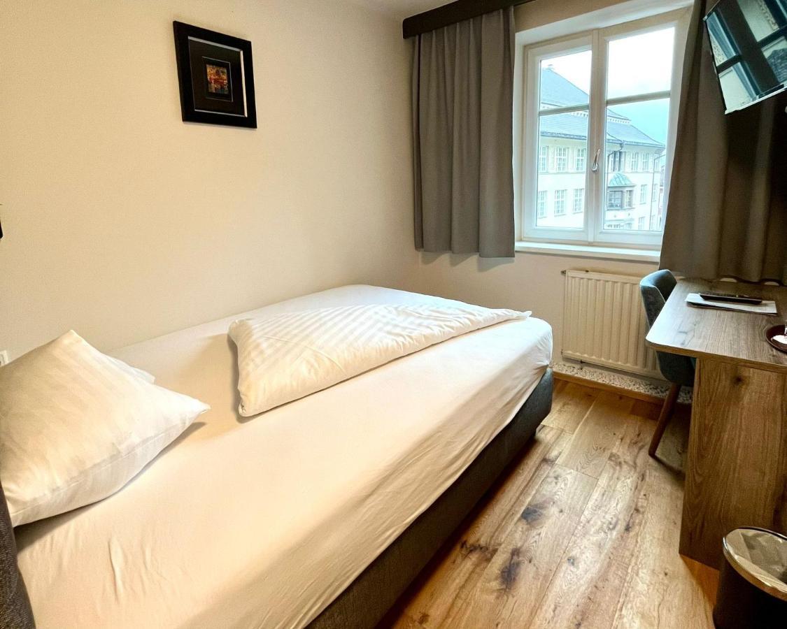 Hotel Goldener Loewe Kufstein Esterno foto