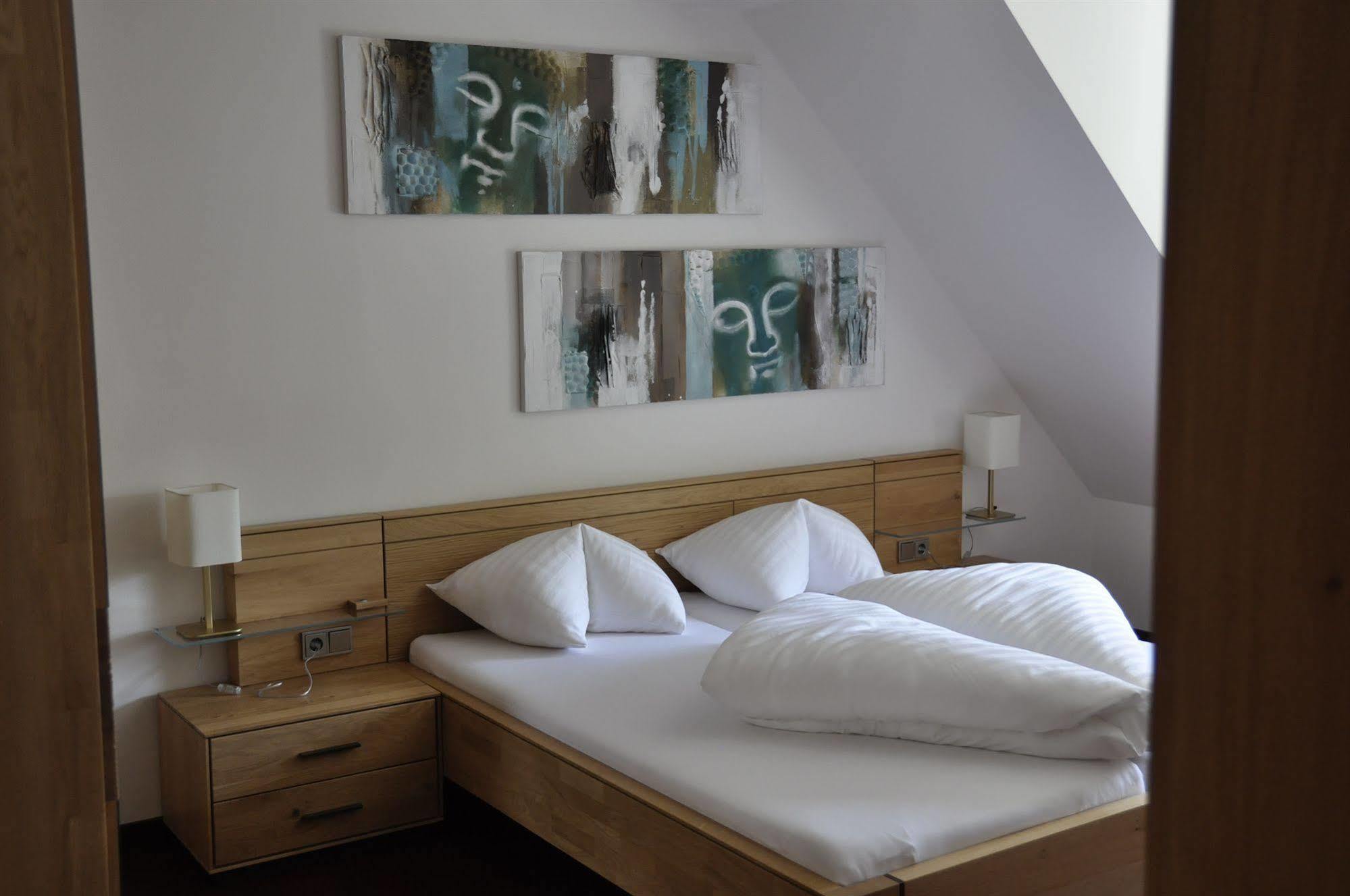 Hotel Goldener Loewe Kufstein Esterno foto