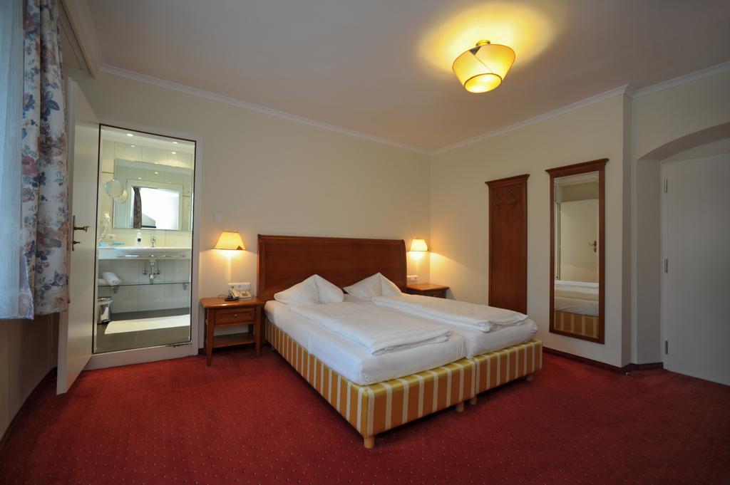 Hotel Goldener Loewe Kufstein Camera foto